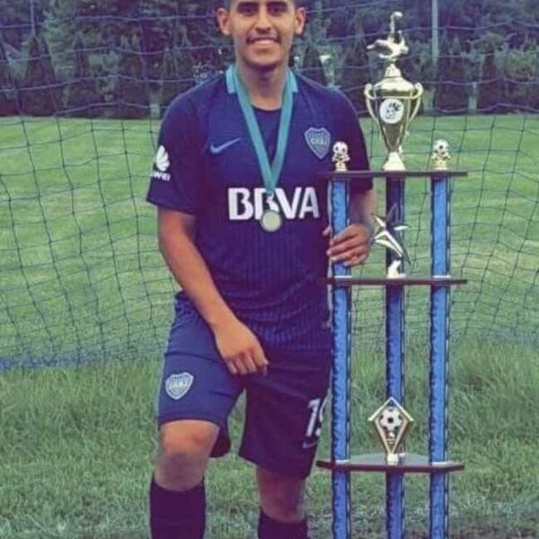 1 on 1 with 1st place trophy